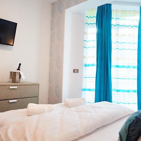 Aquamarin 2Bd Apt Spa N Pools Beach Resort Нэводари Экстерьер фото
