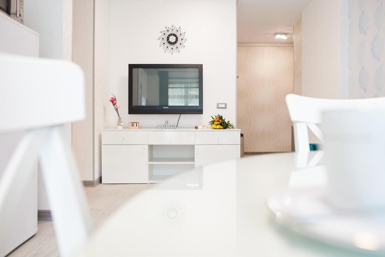 Aquamarin 2Bd Apt Spa N Pools Beach Resort Нэводари Экстерьер фото